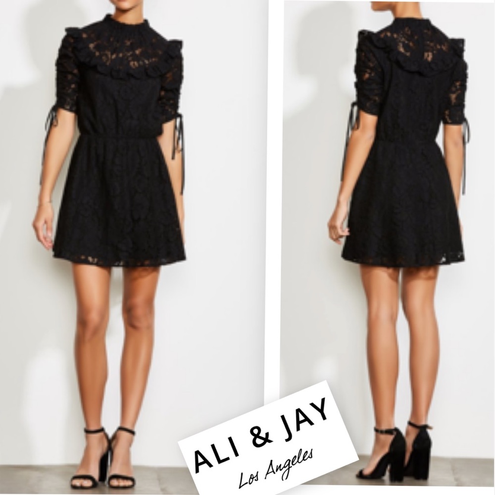 🆕Ali & Jay BabyDoll Lace Dress🖤